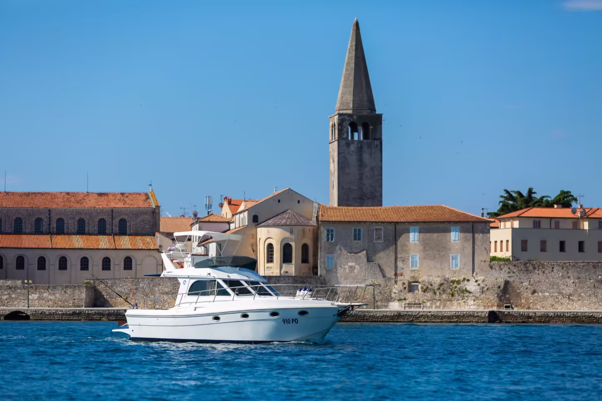 Tunatail Family Yacht 3