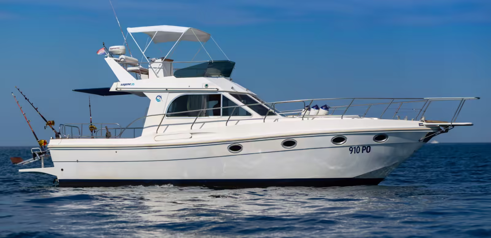 Tunatail Family Yacht 8