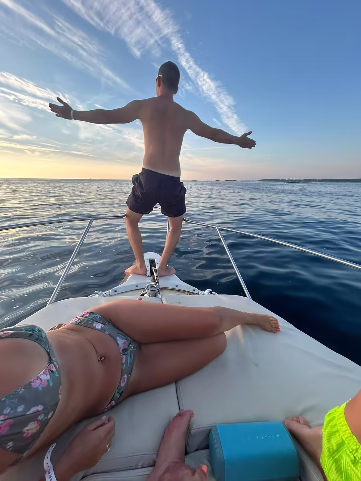 Tunatail moment 12