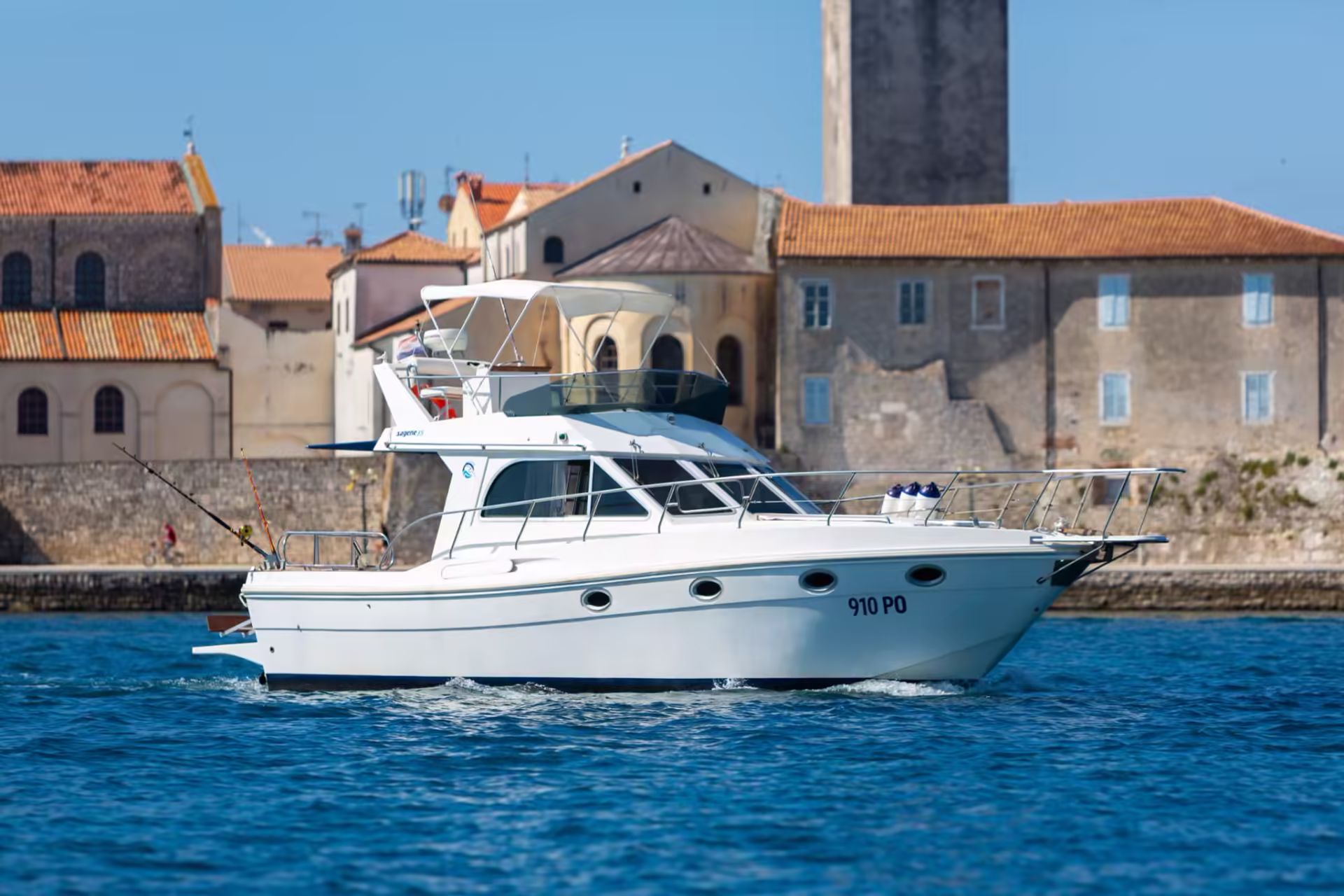 Tunatail Family Yacht 5